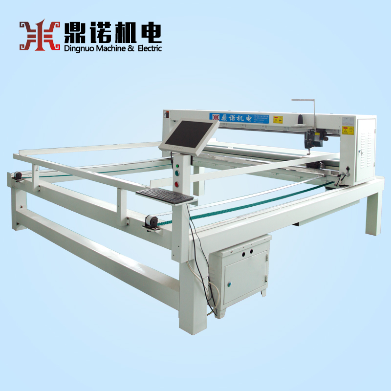 電腦絎縫機 電腦絎縫機